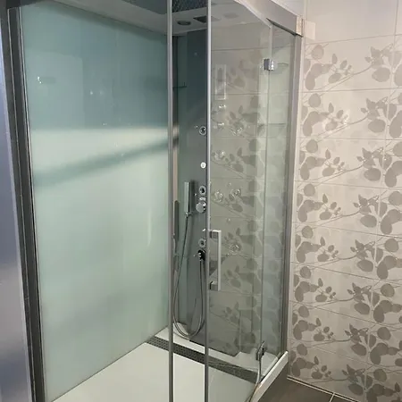 Apartment T3 Refait A Neuf Fleurance